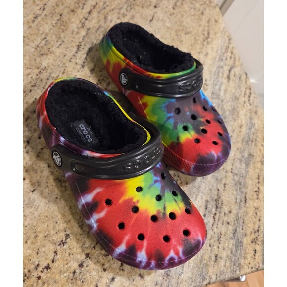 Crocs Classic Rainbow Tie Dye Fleece Lined Men's 2 Women's 4 Comfort Clog - Picture 1 of 10